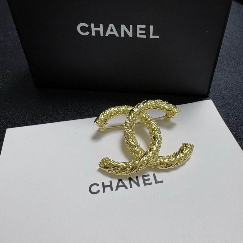 Chanel Brooch 03yxs252 (2)