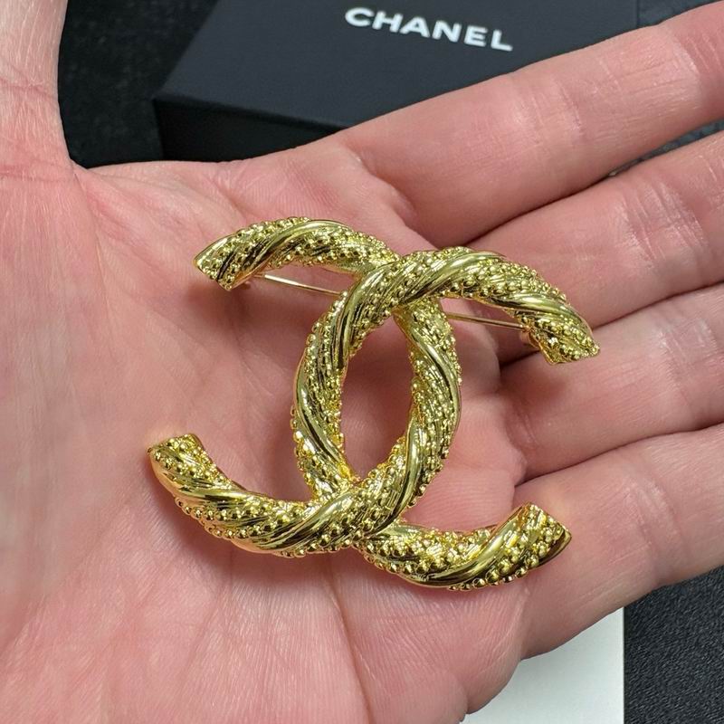 Chanel Brooch 03yxs252 (4)