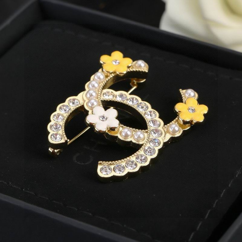 Chanel Brooch 03yxs254 (4)