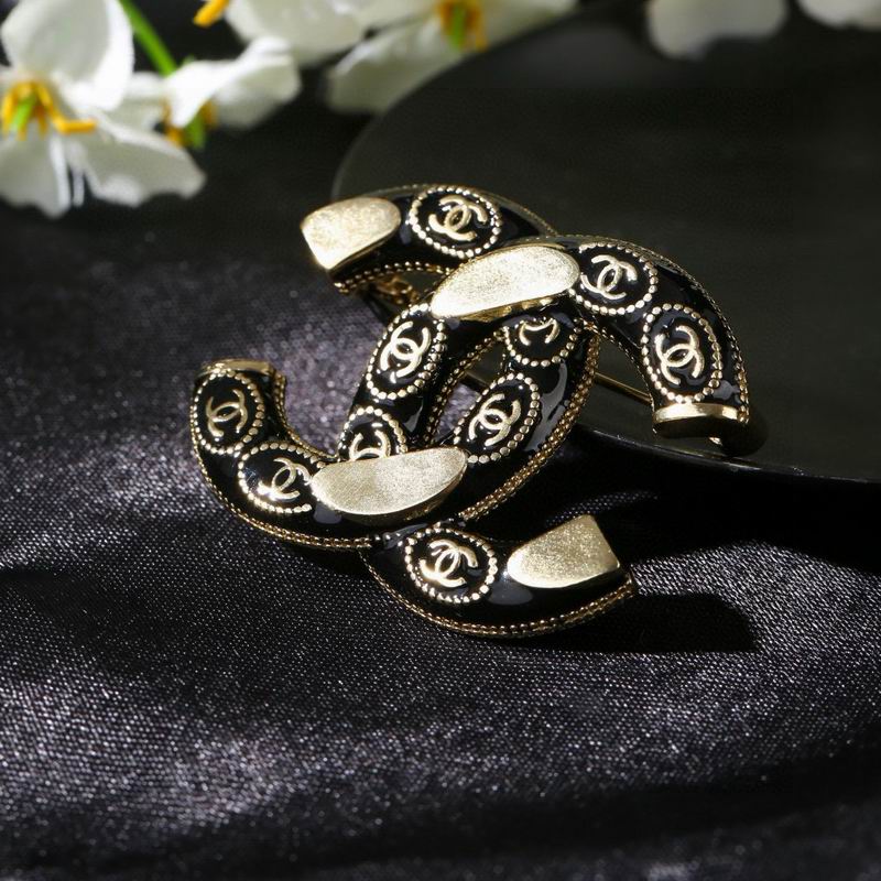 Chanel Brooch 03yxs259 (3)