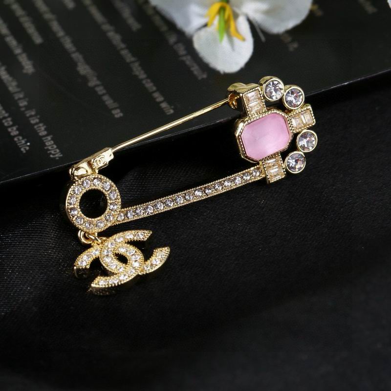 Chanel Brooch 03yxs263 (5)