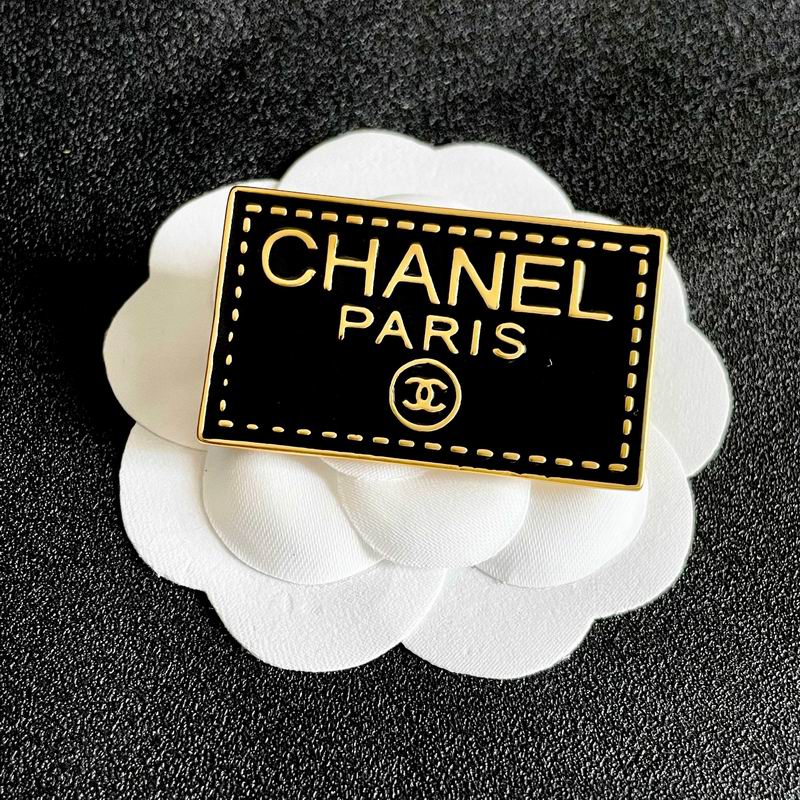 Chanel Brooch 03yxs265 (6)