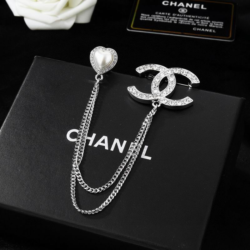 Chanel Brooch 03yxs268 (3)