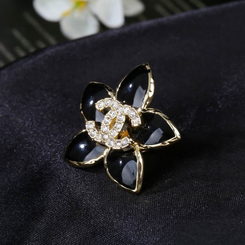 Chanel Brooch 03yxs269 (6)