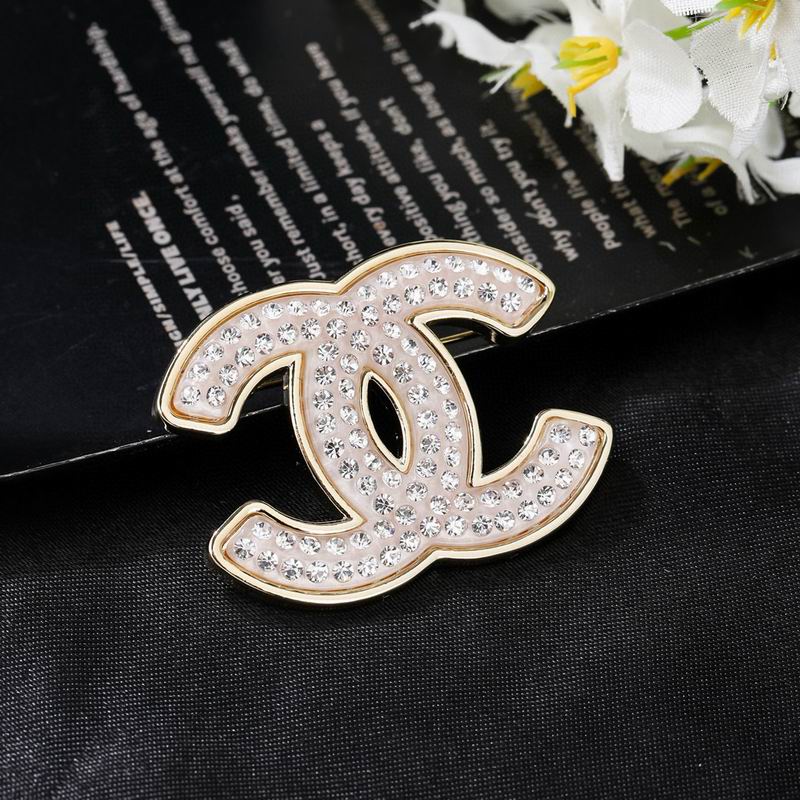 Chanel Brooch 03yxs270 (1)
