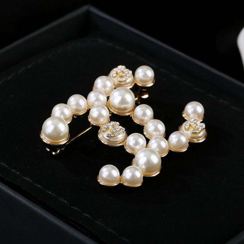 Chanel Brooch 03yxs271 (5)