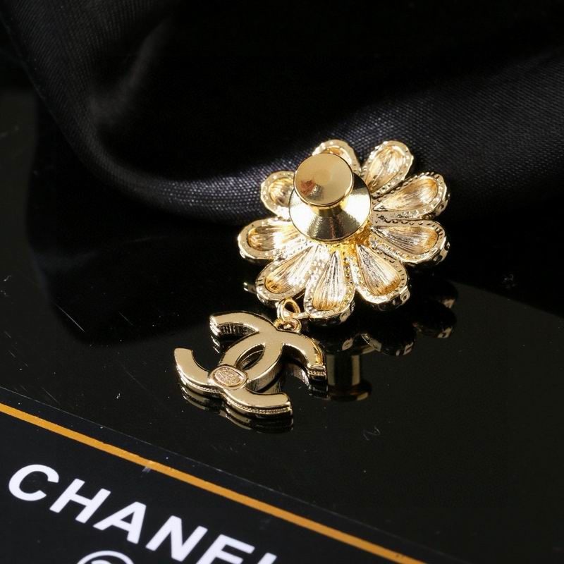Chanel Brooch 03yxs272 (7)