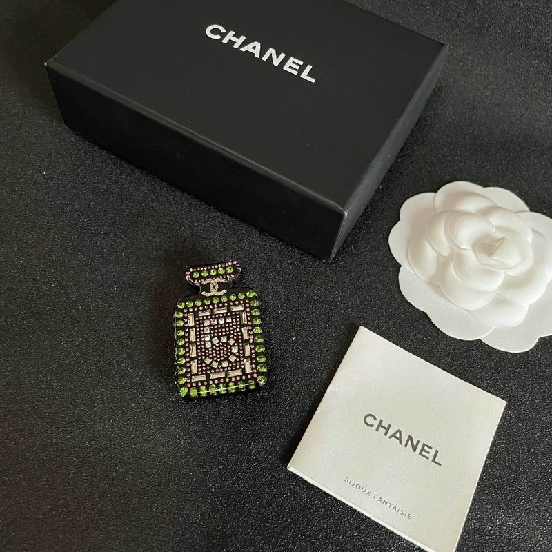 Chanel Brooch 03yxs273 (1)