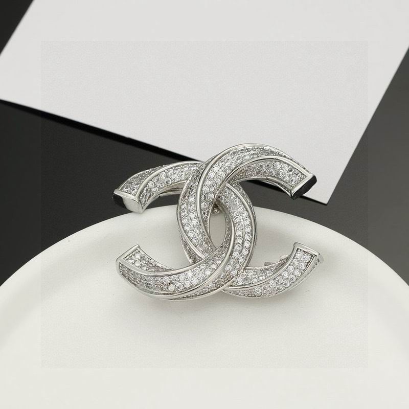 Chanel Brooch 03yxs277 (1)