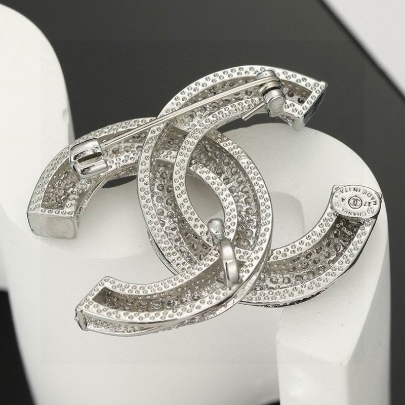 Chanel Brooch 03yxs277 (2)