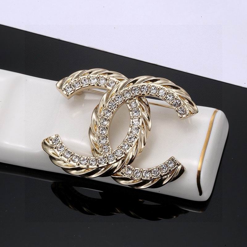 Chanel Brooch 03yxs279 (3)