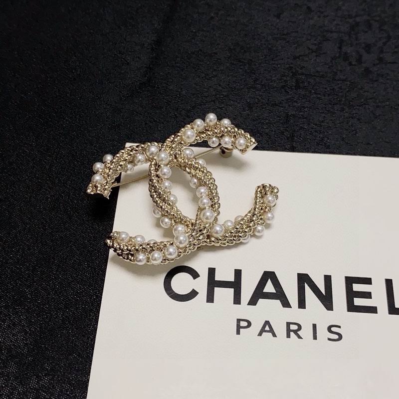 Chanel Brooch 03yxs280 (5)