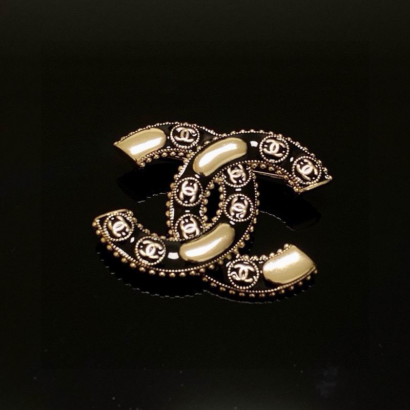 Chanel Brooch 03yxs282 (8)