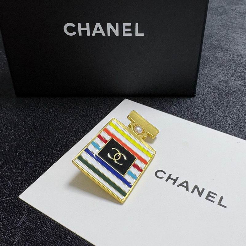 Chanel Brooch 03yxs285 (7)
