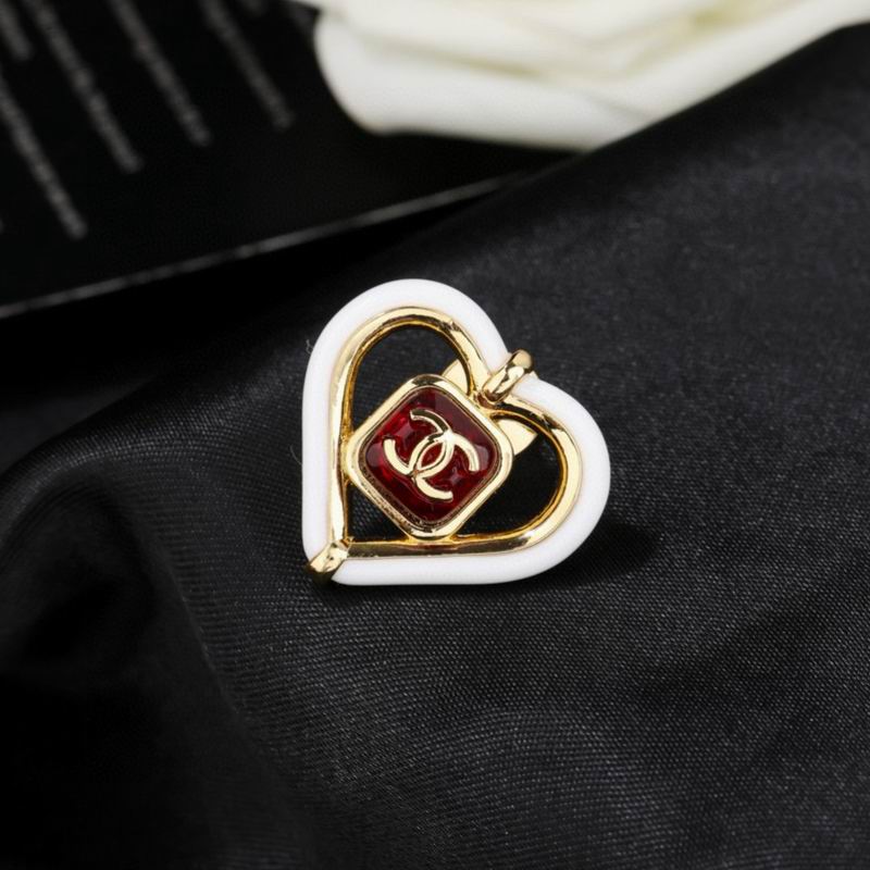 Chanel Brooch 03yxs290 (3)