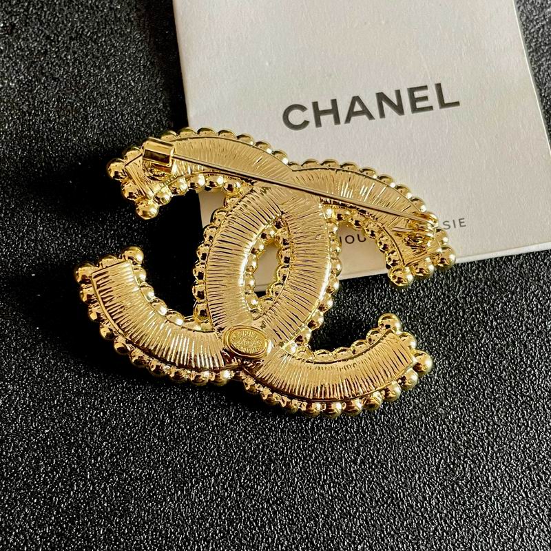 Chanel Brooch 03yxs294 (3)