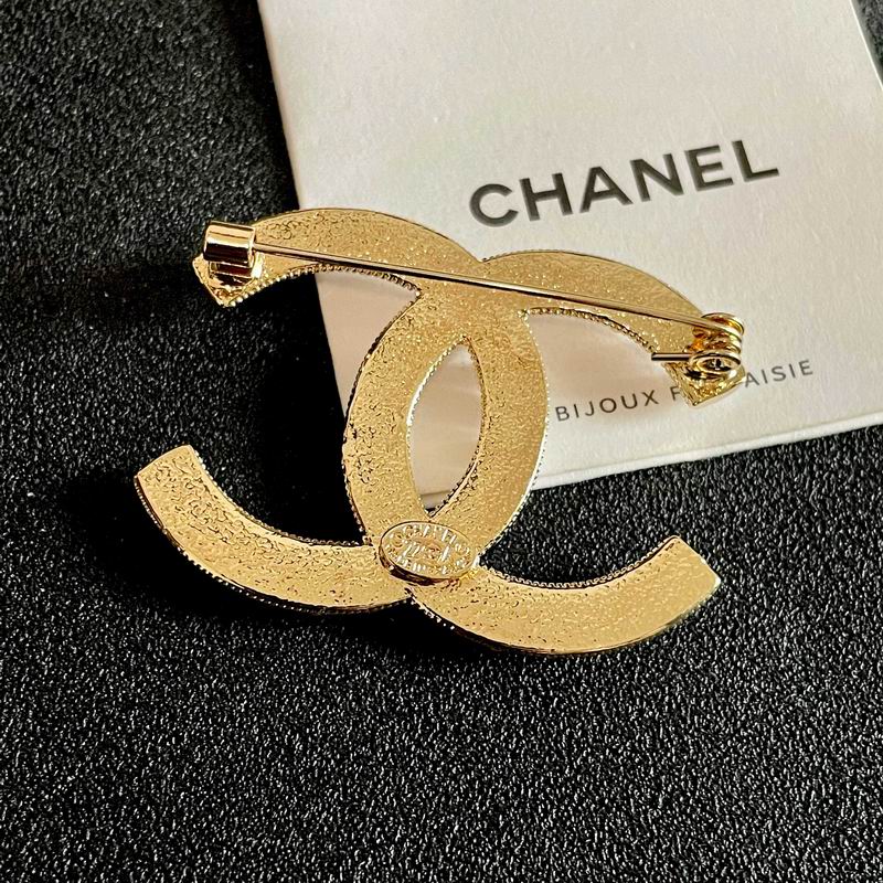 Chanel Brooch 03yxs295 (3)