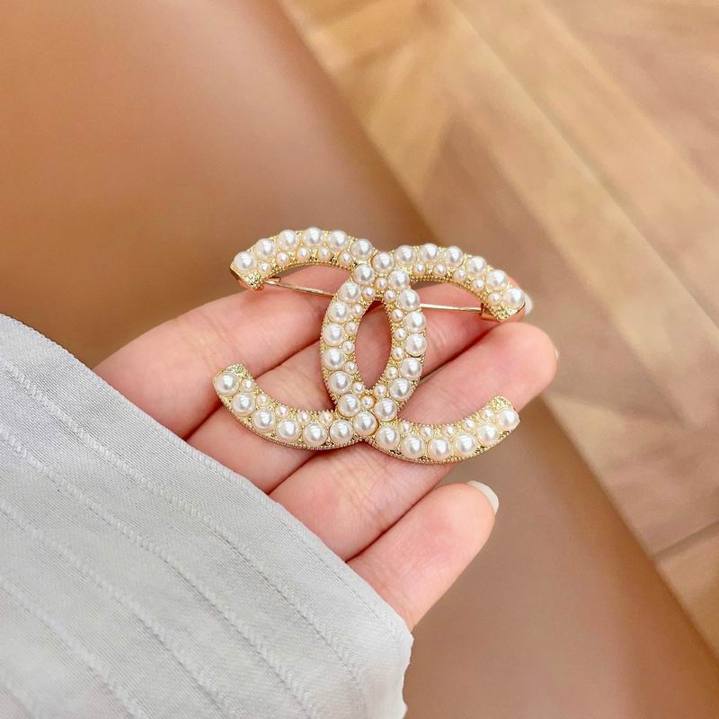 Chanel Brooch 03yxs295 (7)