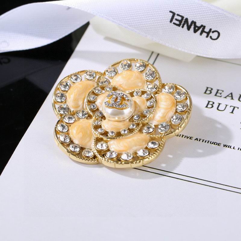 Chanel Brooch 03yxs299 (2)