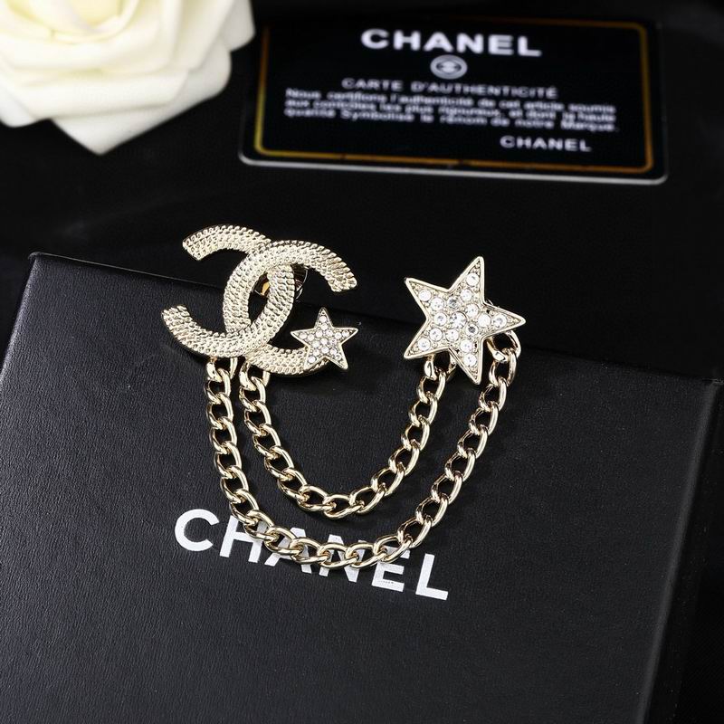 Chanel Brooch 03yxs302 (2)