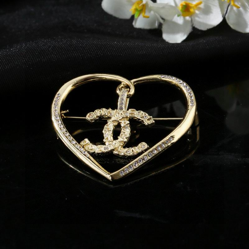 Chanel Brooch 03yxs306 (6)