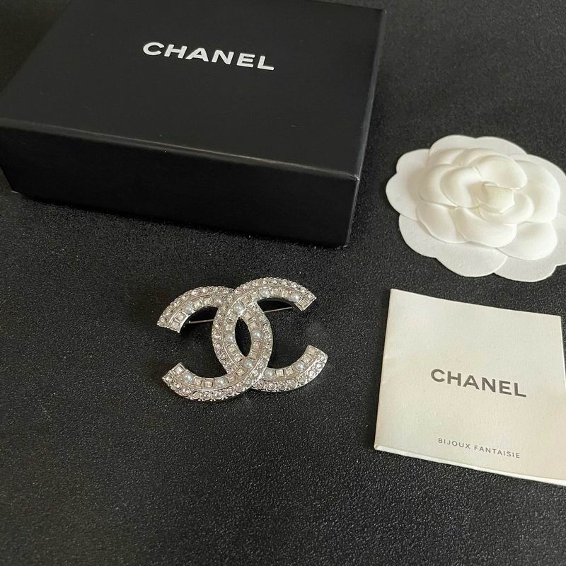 Chanel Brooch 03yxs308 (1)