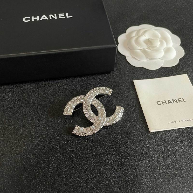 Chanel Brooch 03yxs308 (2)