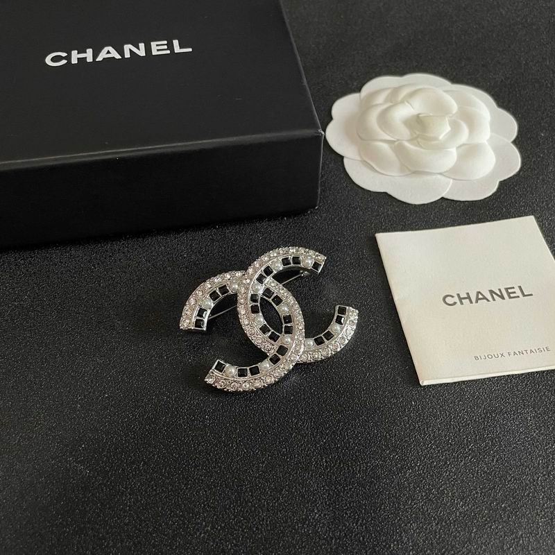 Chanel Brooch 03yxs309 (2)