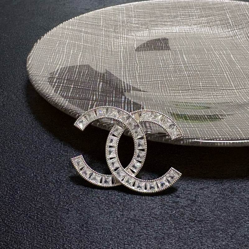 Chanel Brooch 03yxs312 (5)