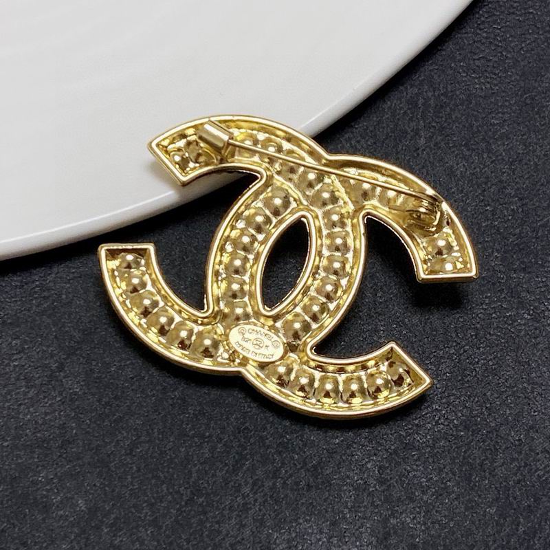 Chanel Brooch 03yxs315 (3)