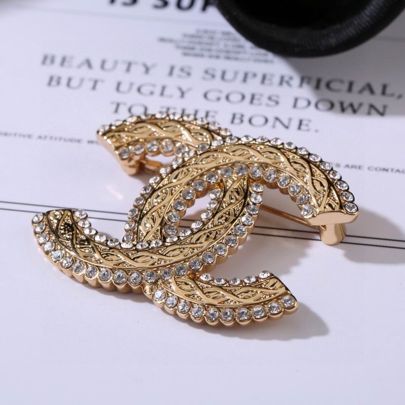 Chanel Brooch 03yxs320 (2)