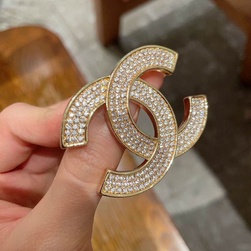 Chanel Brooch 03yxs322 (6)