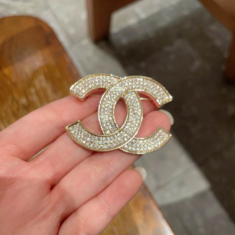 Chanel Brooch 03yxs322 (7)