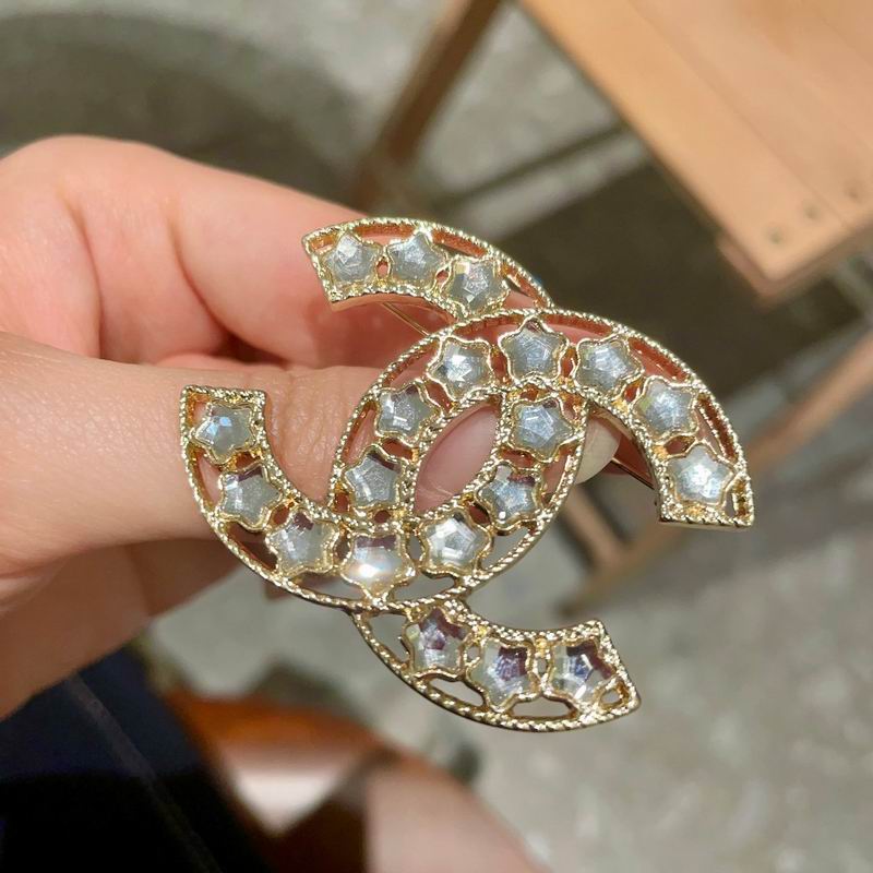 Chanel Brooch 03yxs323 (7)