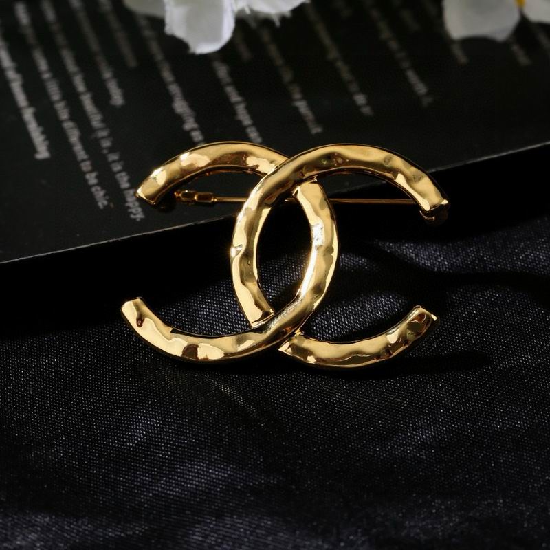 Chanel Brooch 03yxs327 (5)