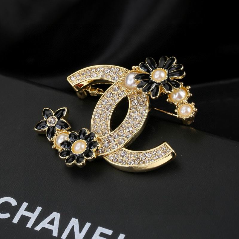 Chanel Brooch 03yxs329 (4)