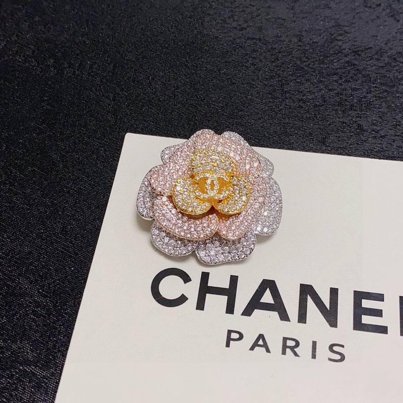 Chanel Brooch 03yxs331 (5)