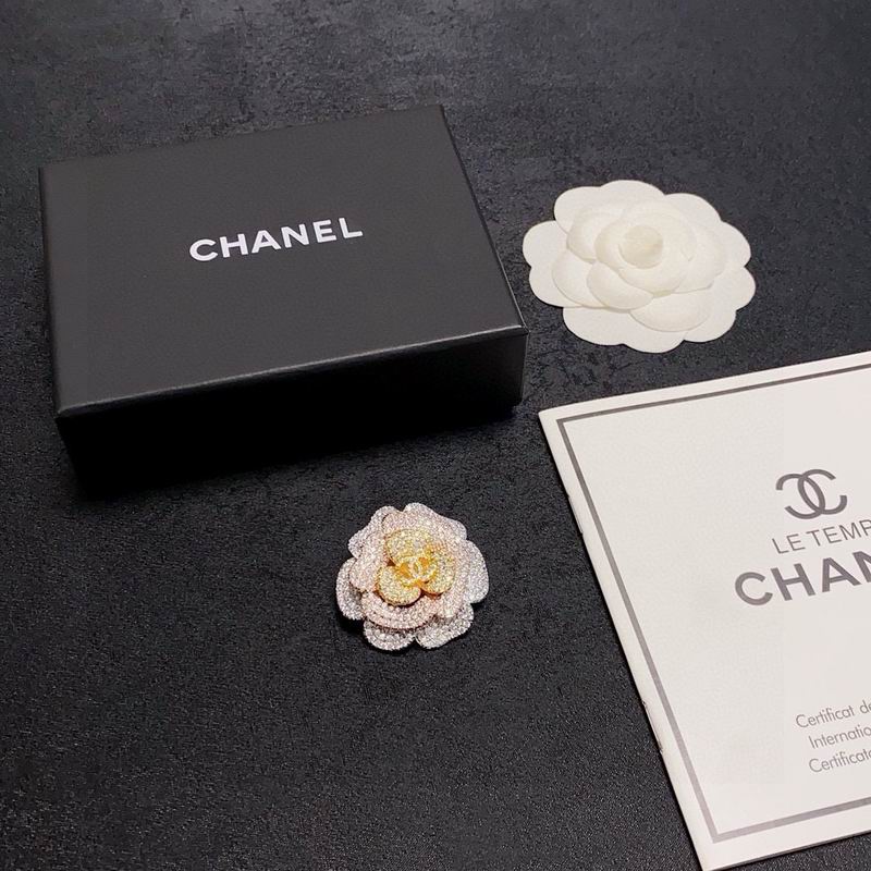 Chanel Brooch 03yxs331 (6)