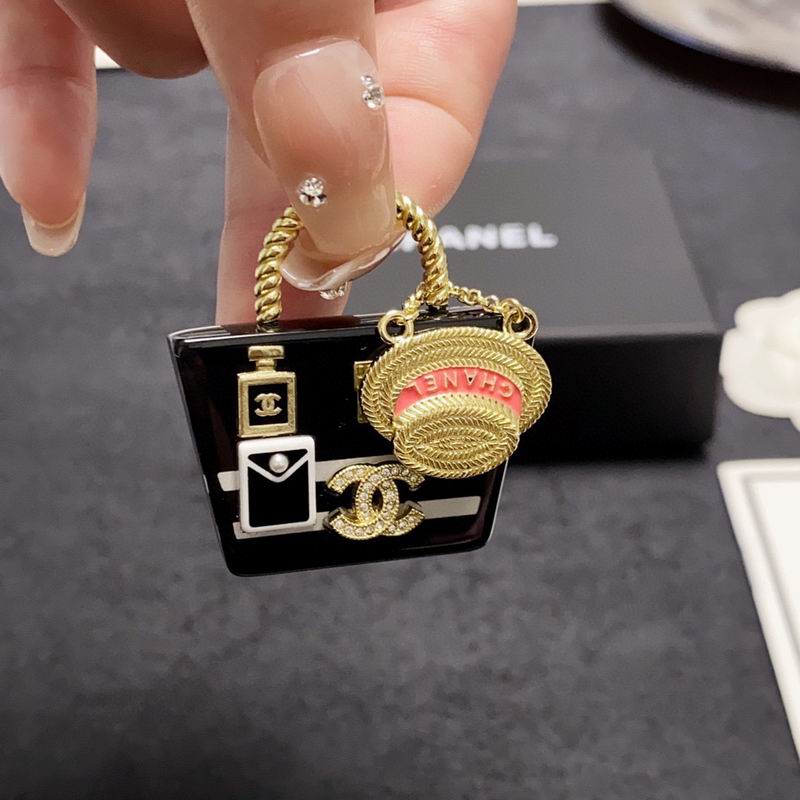 Chanel Brooch 03yxs332 (6)
