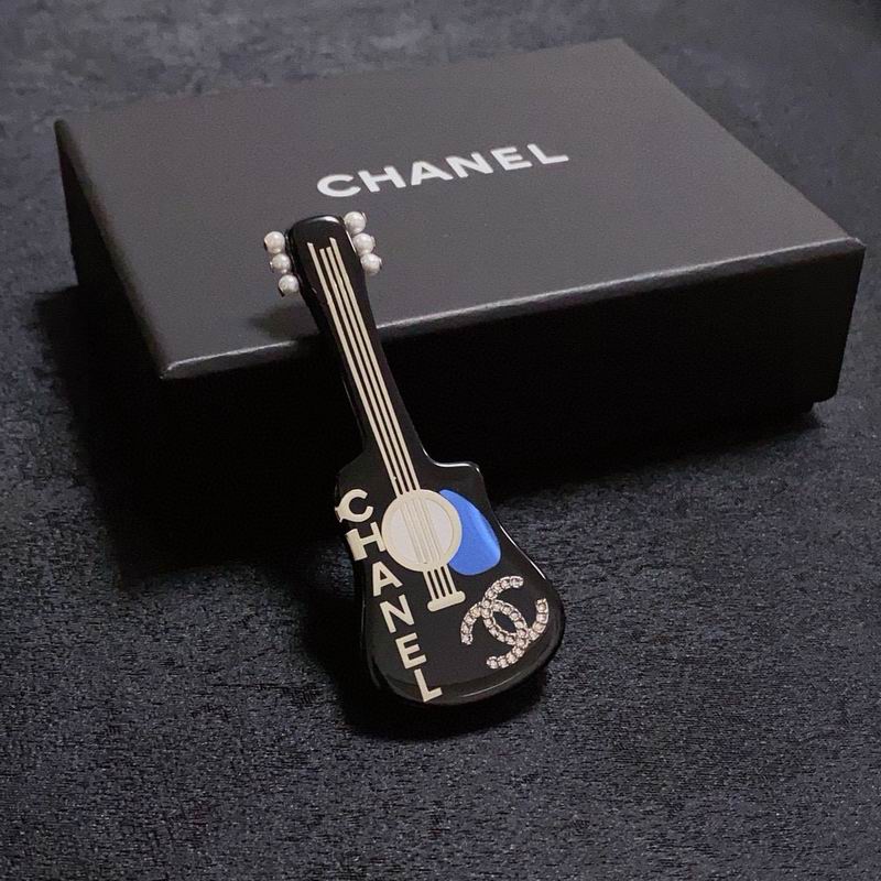 Chanel Brooch 03yxs334 (6)