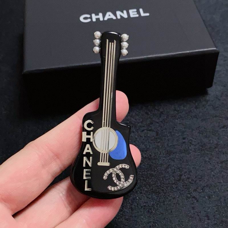 Chanel Brooch 03yxs334 (7)