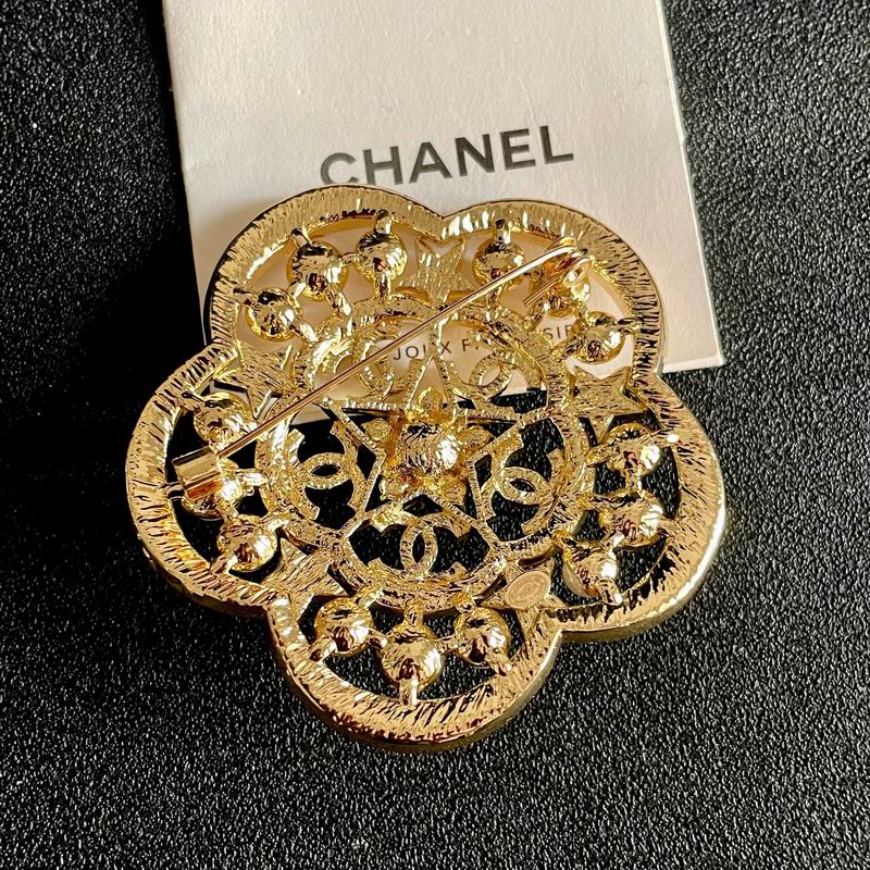 Chanel Brooch 03yxs337 (3)