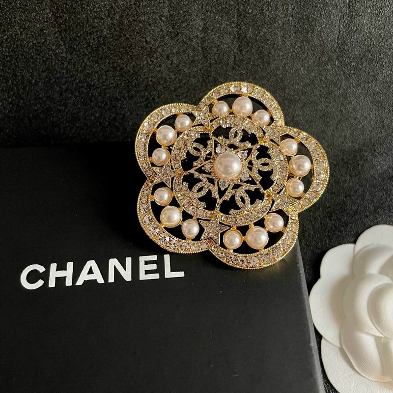 Chanel Brooch 03yxs337 (5)
