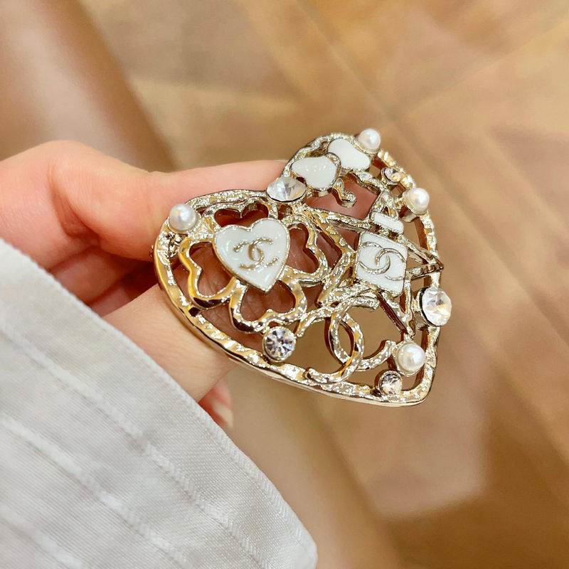 Chanel Brooch 03yxs338 (14)
