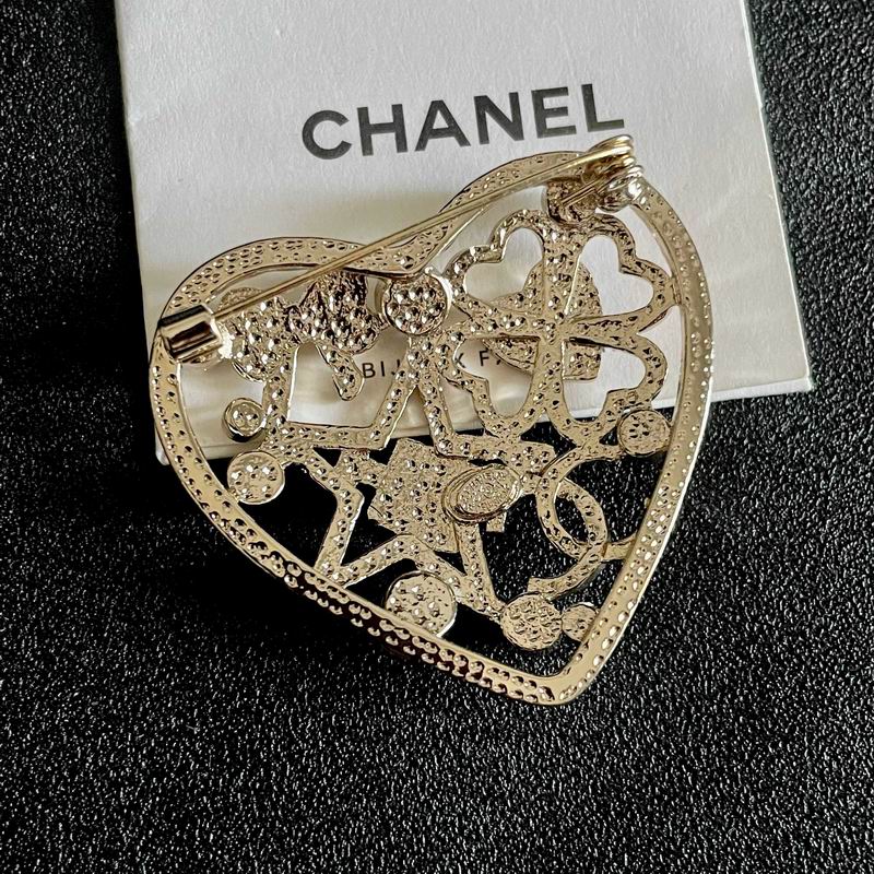 Chanel Brooch 03yxs338 (3)