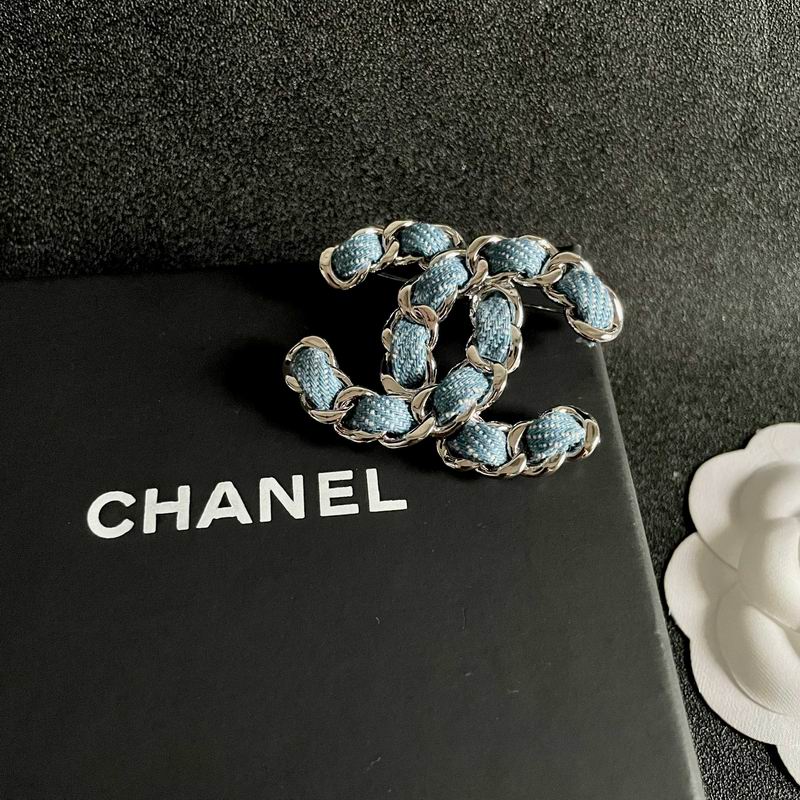 Chanel Brooch 03yxs341 (15)