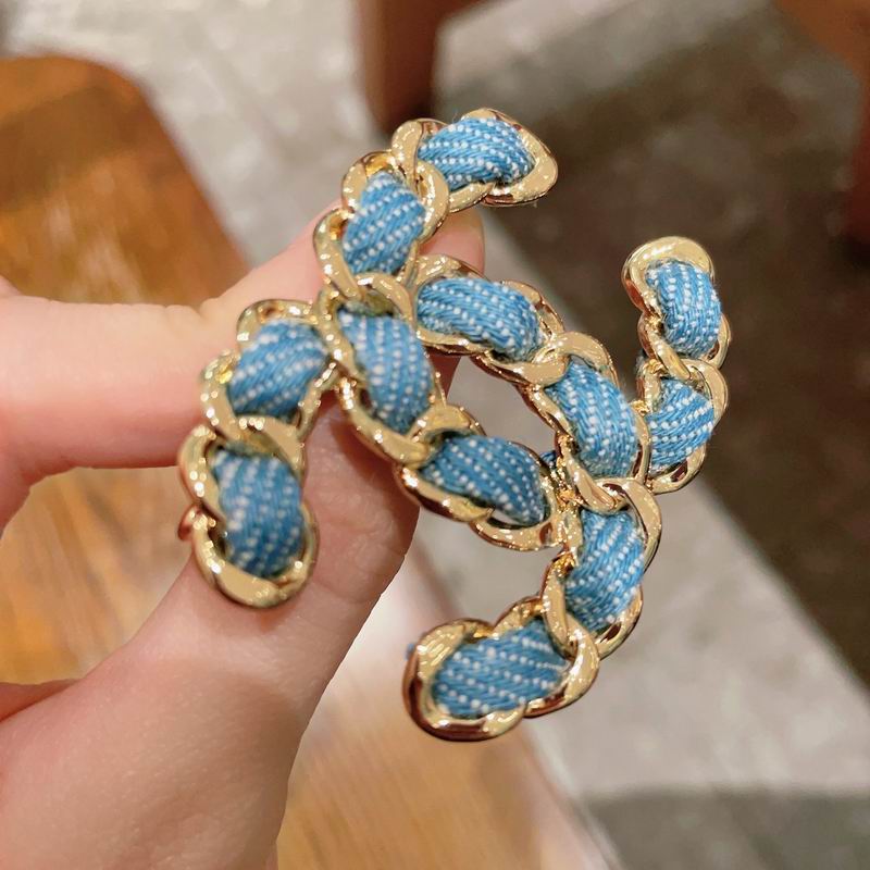 Chanel Brooch 03yxs341 (2)