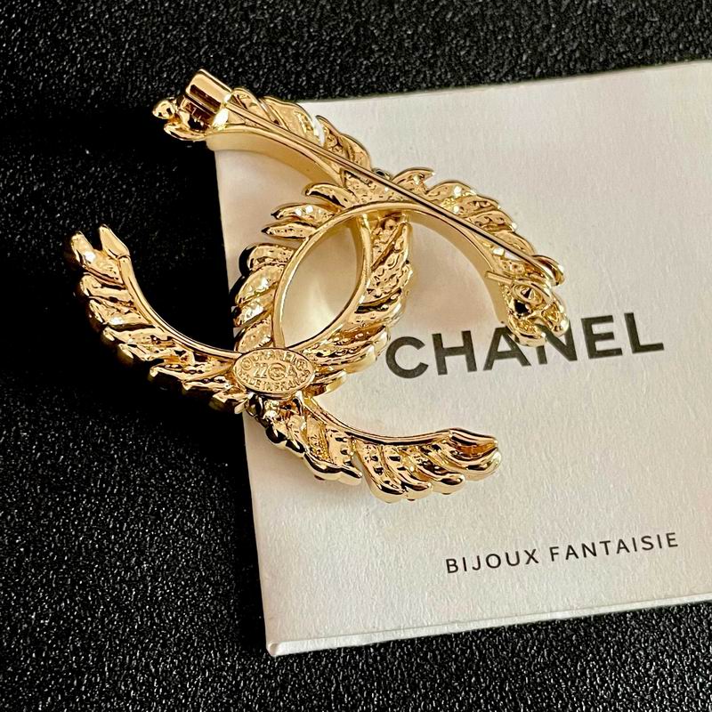 Chanel Brooch 03yxs342 (10)