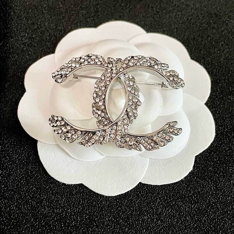 Chanel Brooch 03yxs342 (4)