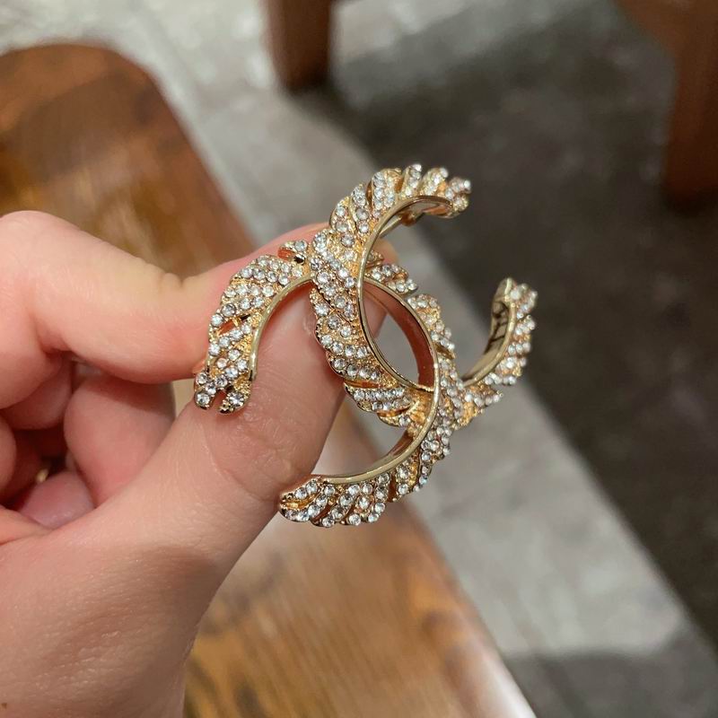 Chanel Brooch 03yxs342 (6)